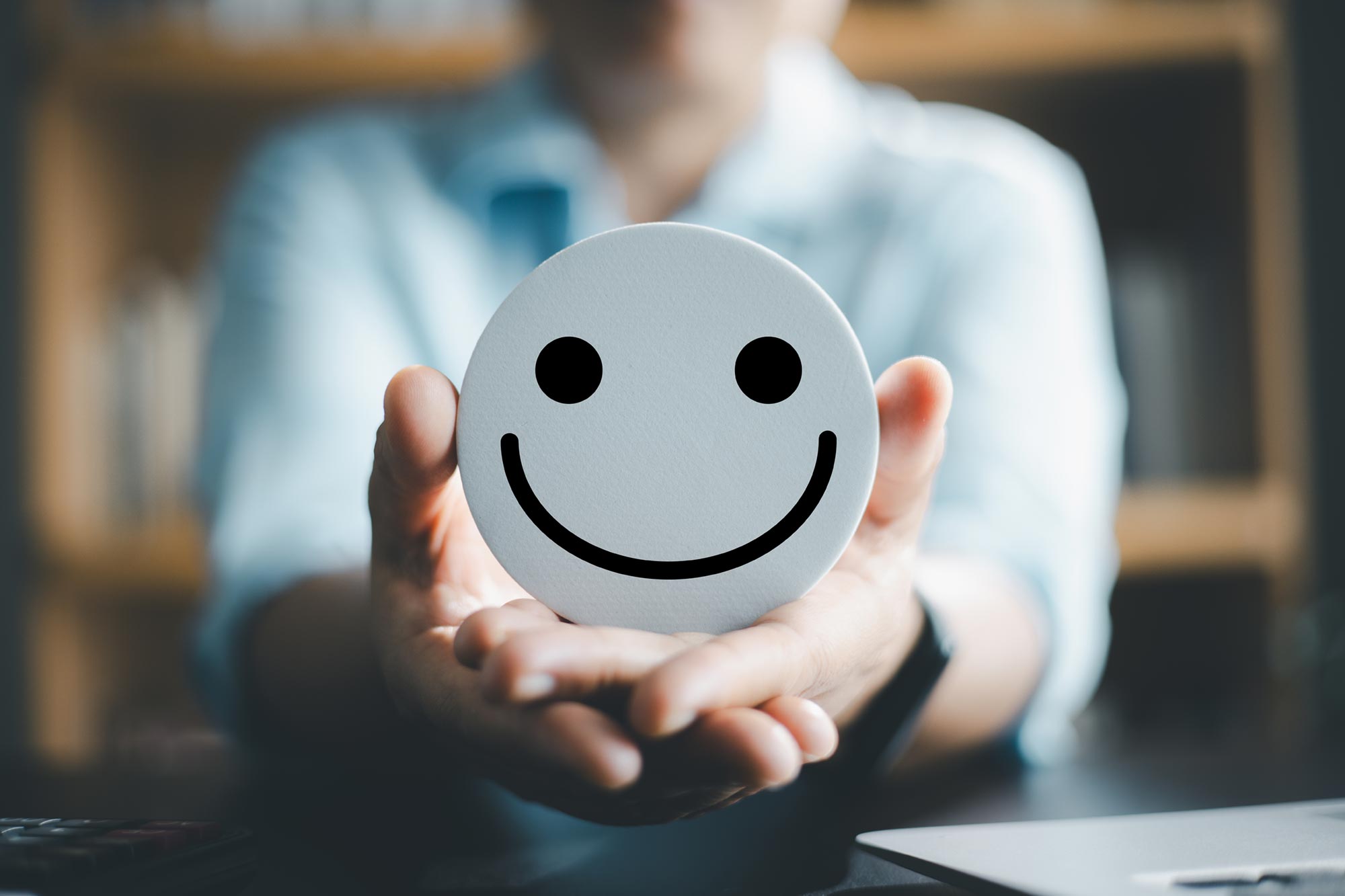 Man muss nicht reich sein: Neue Studie zeigt, dass ein einfaches Leben das wahre Geheimnis des Glücks ist