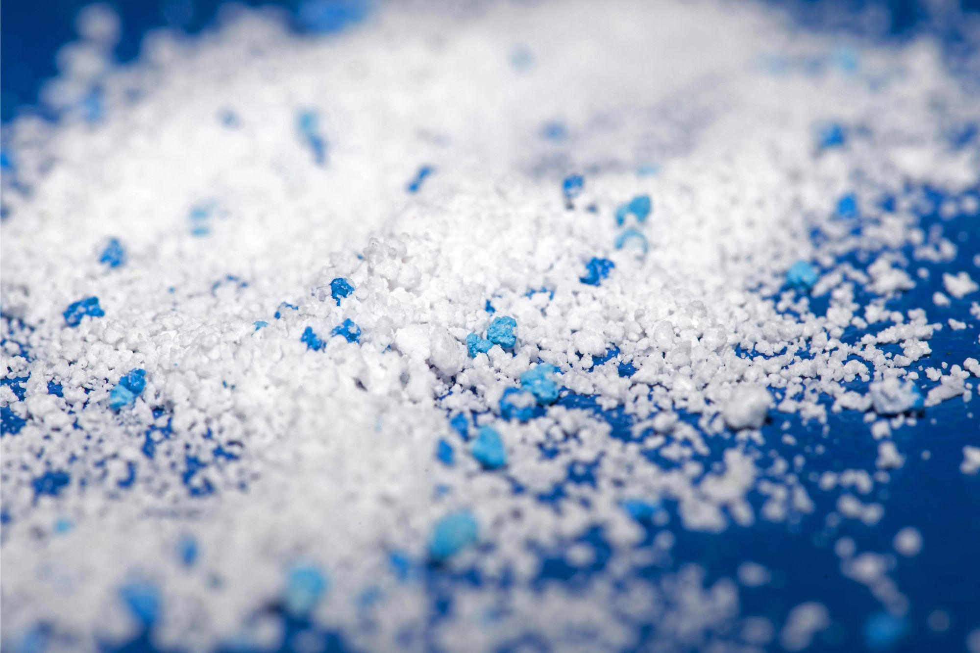 20-facher Unterschied: Studie enthüllt wahre Quelle von Mikroplastik in der Luft