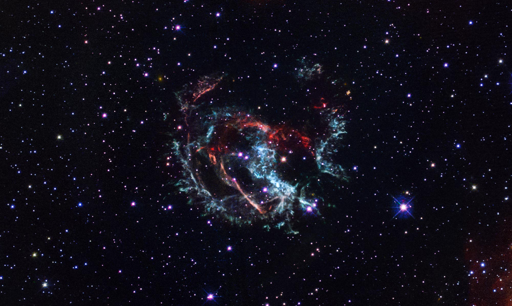 Astronomen rassen die Uhr zurück, um das Alter der Supernova 