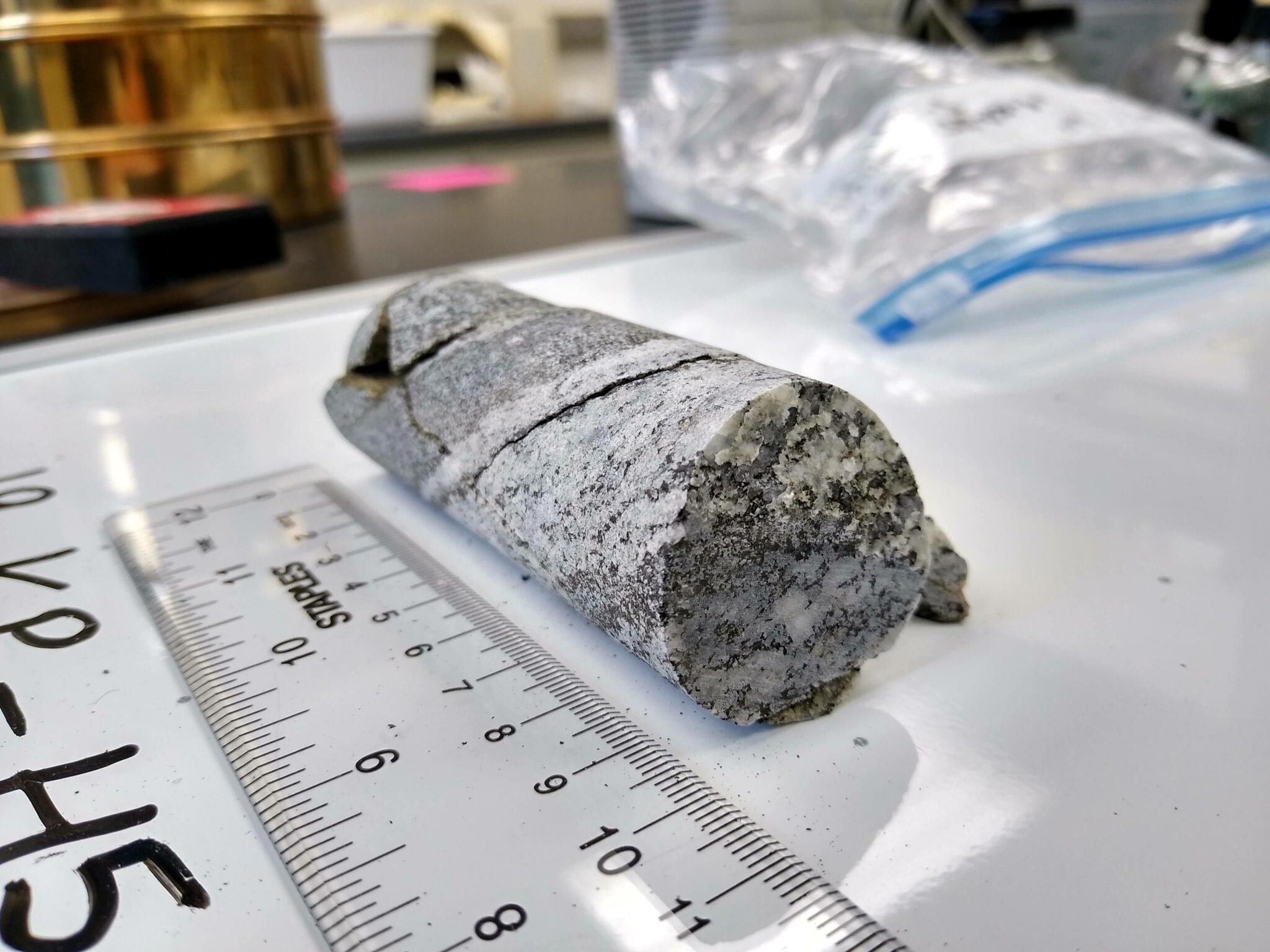 Chilling Secrets: Steine unter der antarktischen Eisschild zeigen eine überraschende Vergangenheit